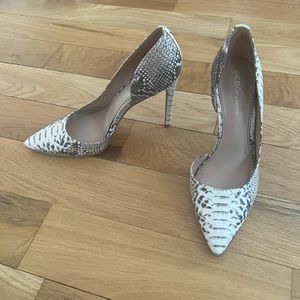 Lightly worn Size 6 BCBG heels